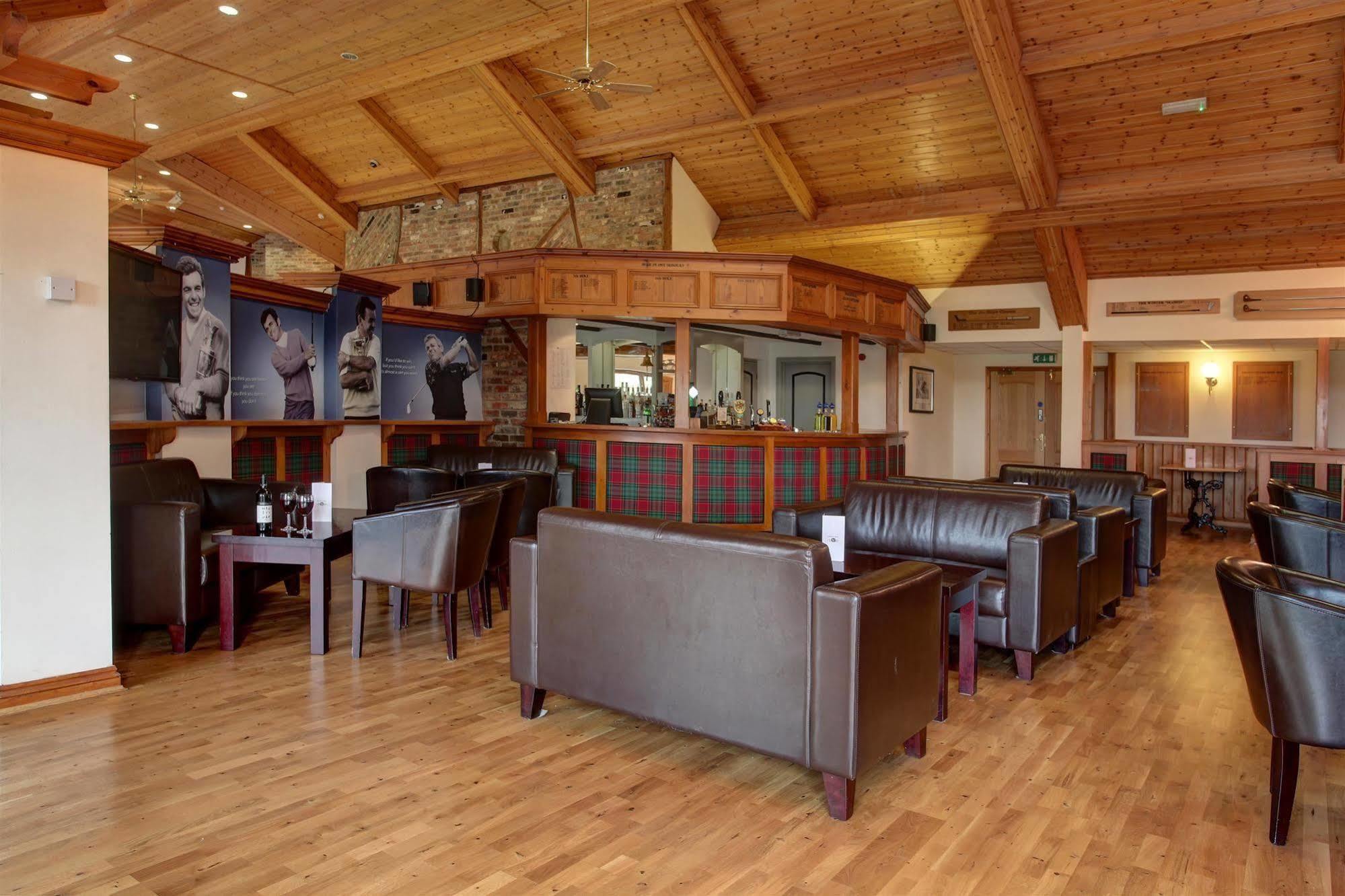 Magnolia Park Hotel, Golf & Country Club Boarstall Exterior photo