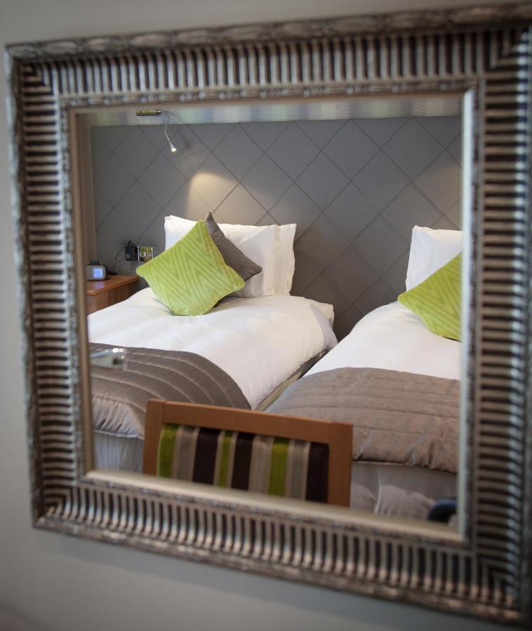 Magnolia Park Hotel, Golf & Country Club Boarstall Room photo